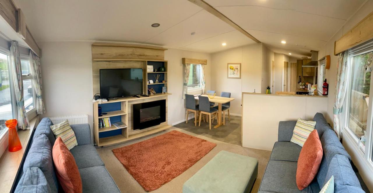 Appleblossom Lodge, Lido Leisure Park, Knaresborough Exteriör bild
