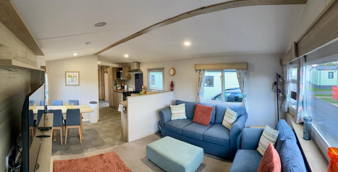 Appleblossom Lodge, Lido Leisure Park, Knaresborough Exteriör bild