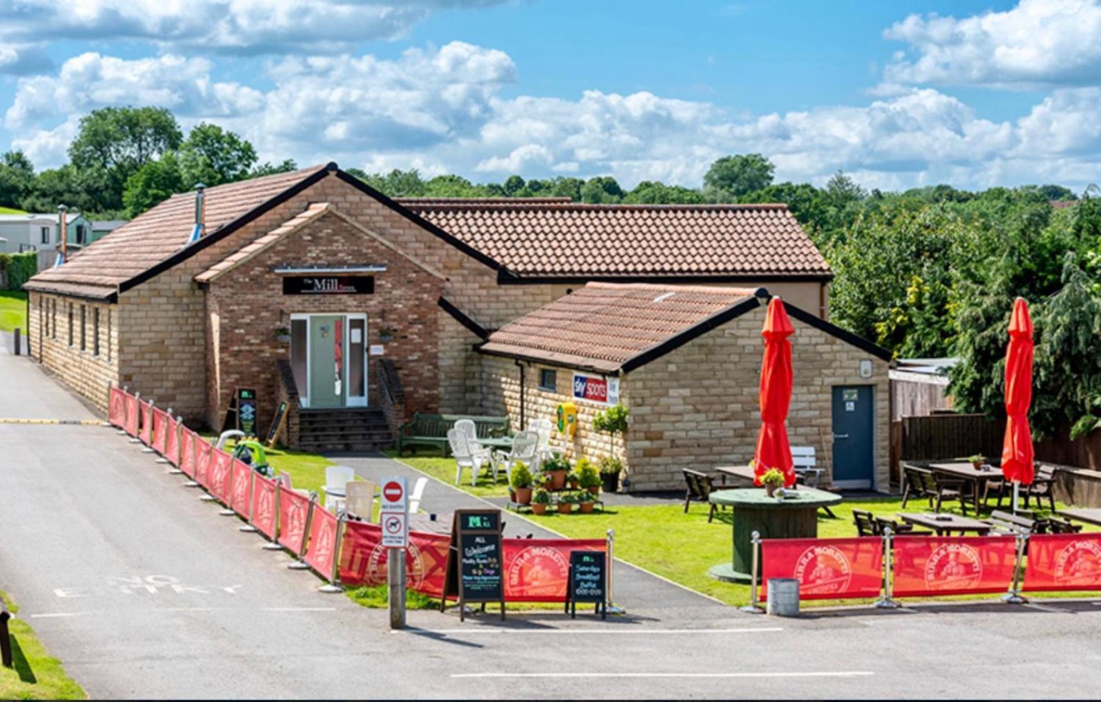 Appleblossom Lodge, Lido Leisure Park, Knaresborough Exteriör bild